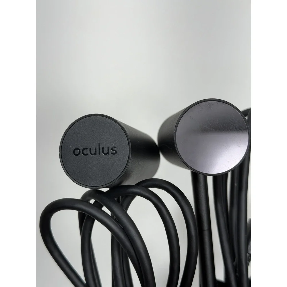 Pair 2 Genuine Oculus Rift Virtual Reality CV1‎ Sensor 3P-A, Black